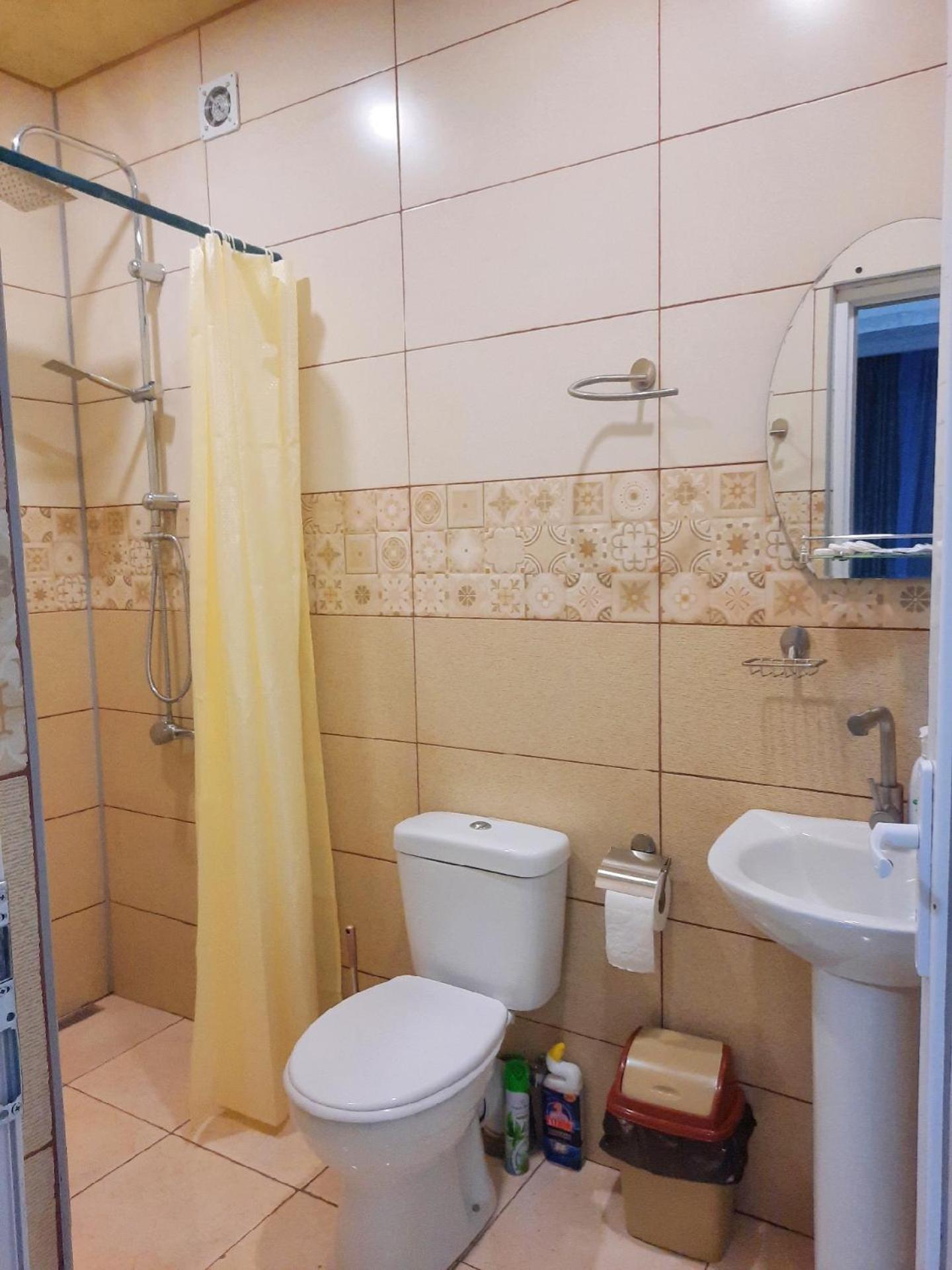 Inaisi Hotel Kutaisi Habitación foto